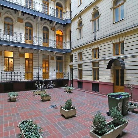 Cosy Cottage - Cheerful Apartment In The Center Будапеща Екстериор снимка
