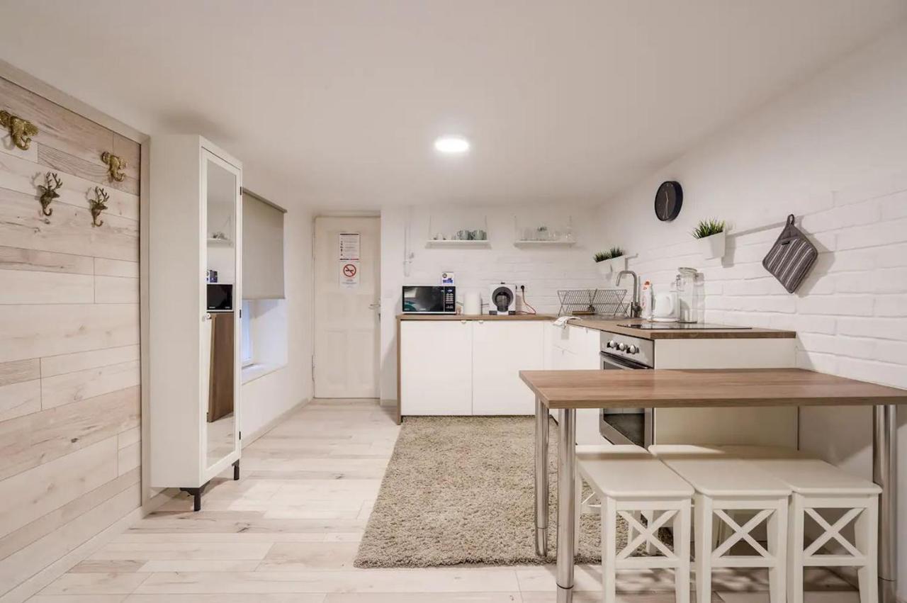 Cosy Cottage - Cheerful Apartment In The Center Будапеща Екстериор снимка